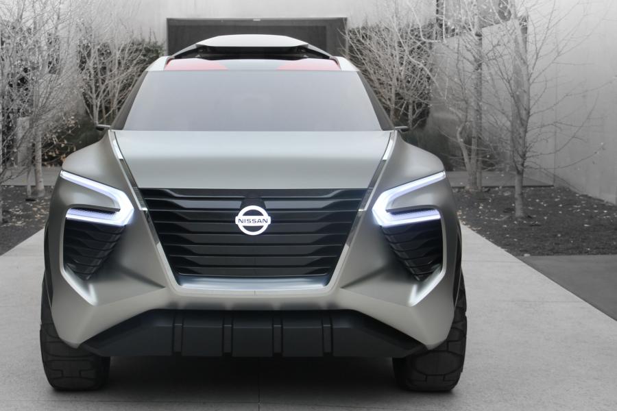  Nissan Xmotion Concept 2018 года  (фото 13 из 49)